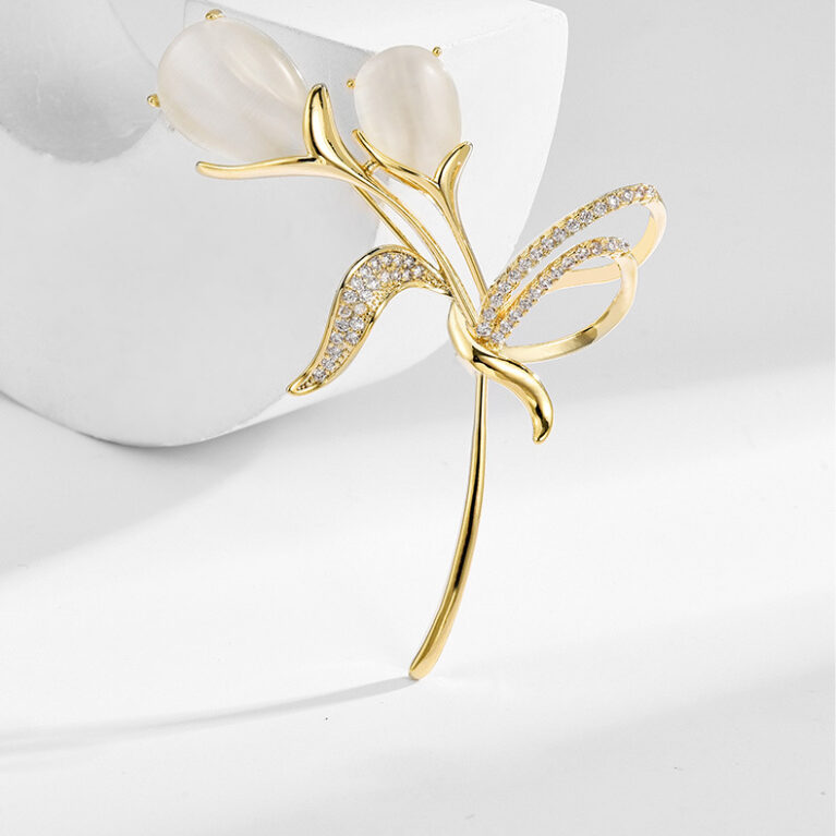 Bouquet of tulips brooch corsage accessories gift