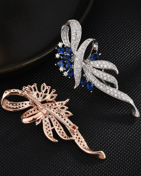 Corsage brooch versatile coat and suit accessories