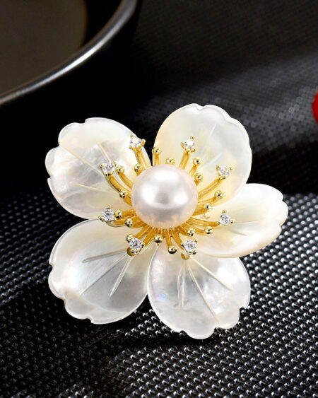 Exquisite Natural Mother-of-Pearl Sakura Magnetic Brooch - Premium Accent for Shirts & Suits