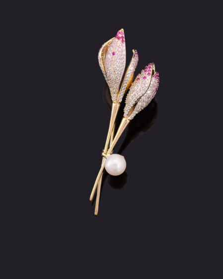 Magnolia Flower Brooch with Zircon and Pearl Dress Accessory